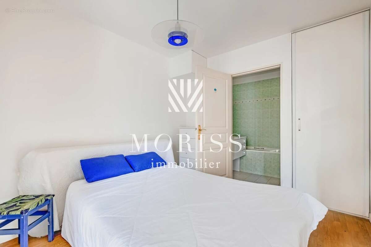 Appartement à PARIS-14E