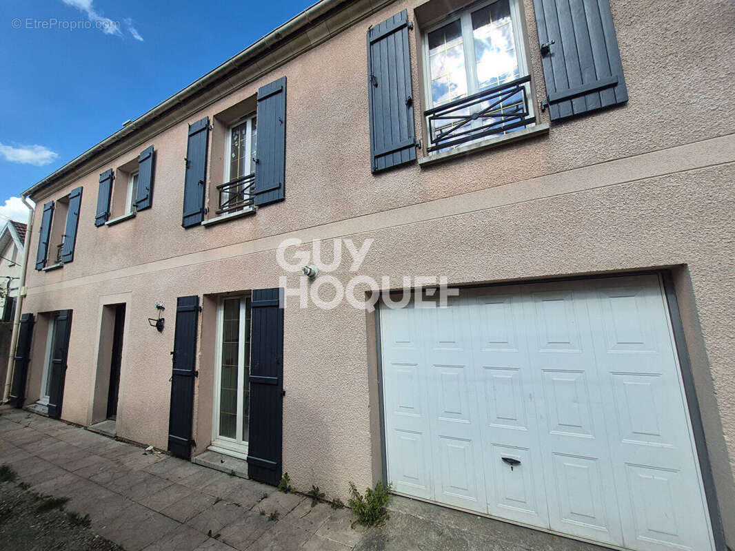 Maison à LE BLANC-MESNIL