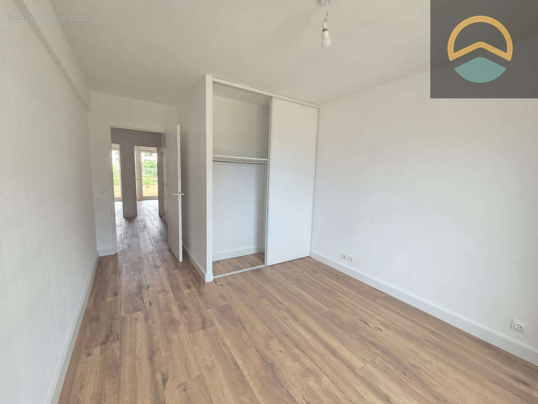 Appartement à HYERES