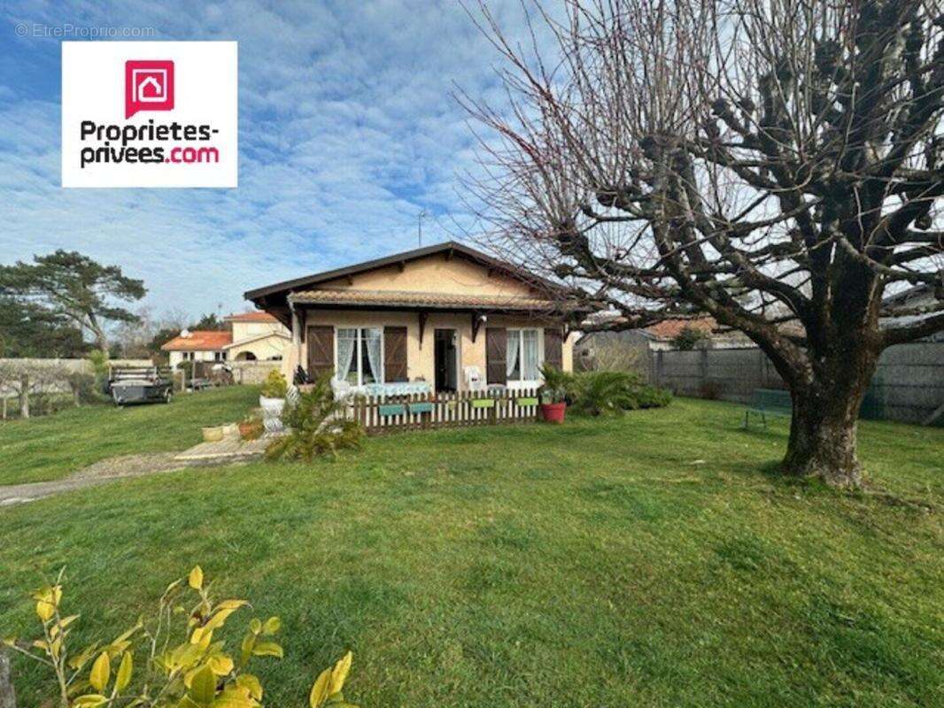 Dept 33 - La Teste De Buch- Maison 5 pièce(s) 79 m2 avec terrasse, son jardin de 745m² et un garage indépendant, une véranda de  - photo 16