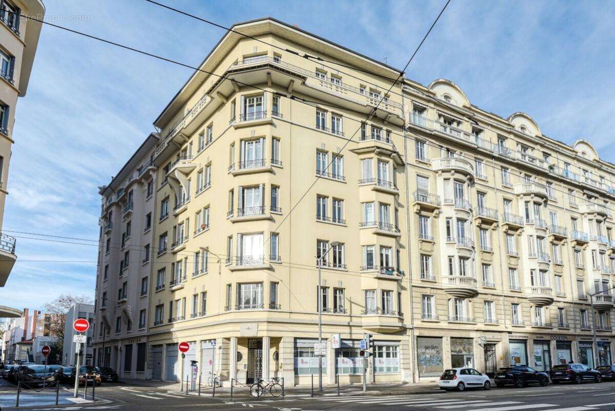 Appartement à LYON-6E