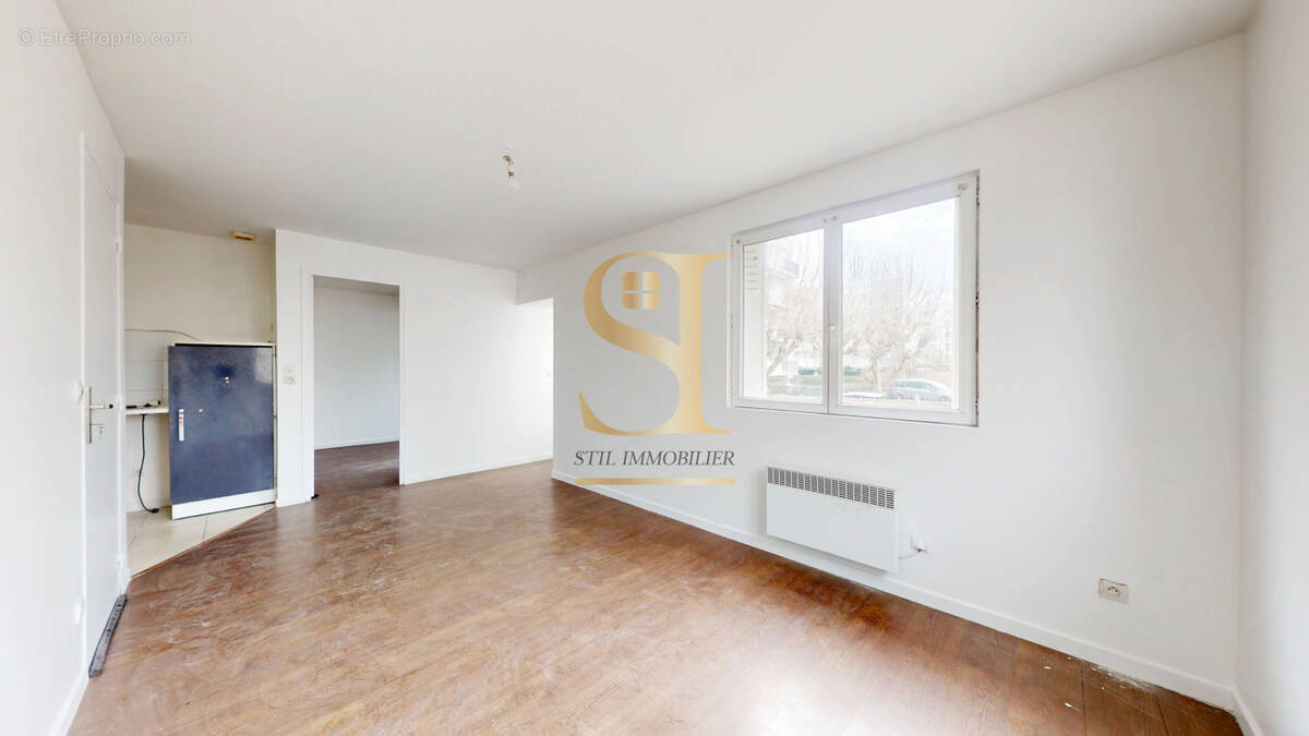 Appartement à CORBEIL-ESSONNES