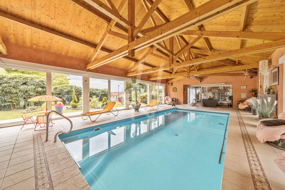 Maison à ADAINCOURT