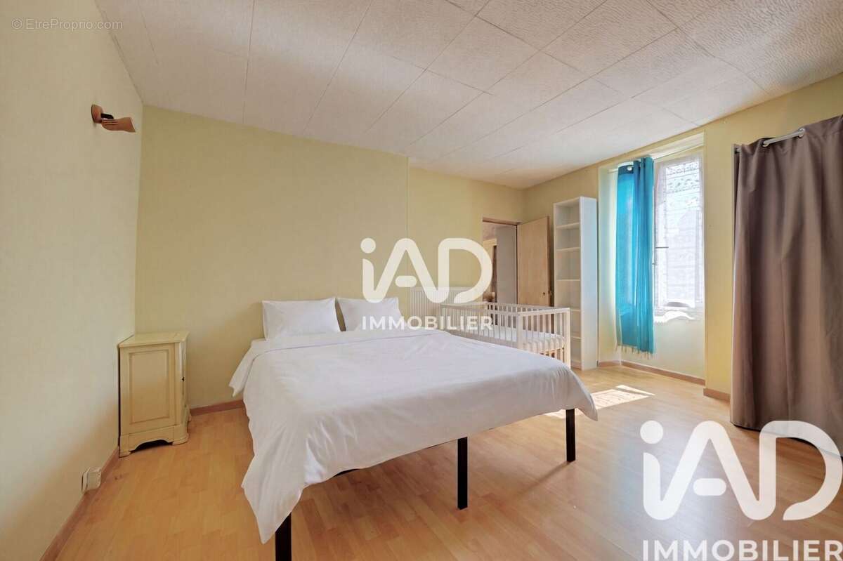 Maison 122 m² à Torcy  - photo 7
