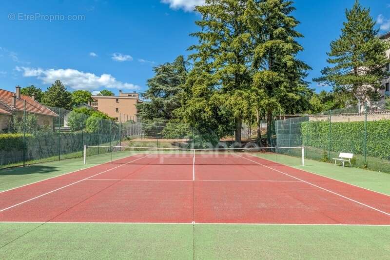 Appartement à SAINTE-FOY-LES-LYON