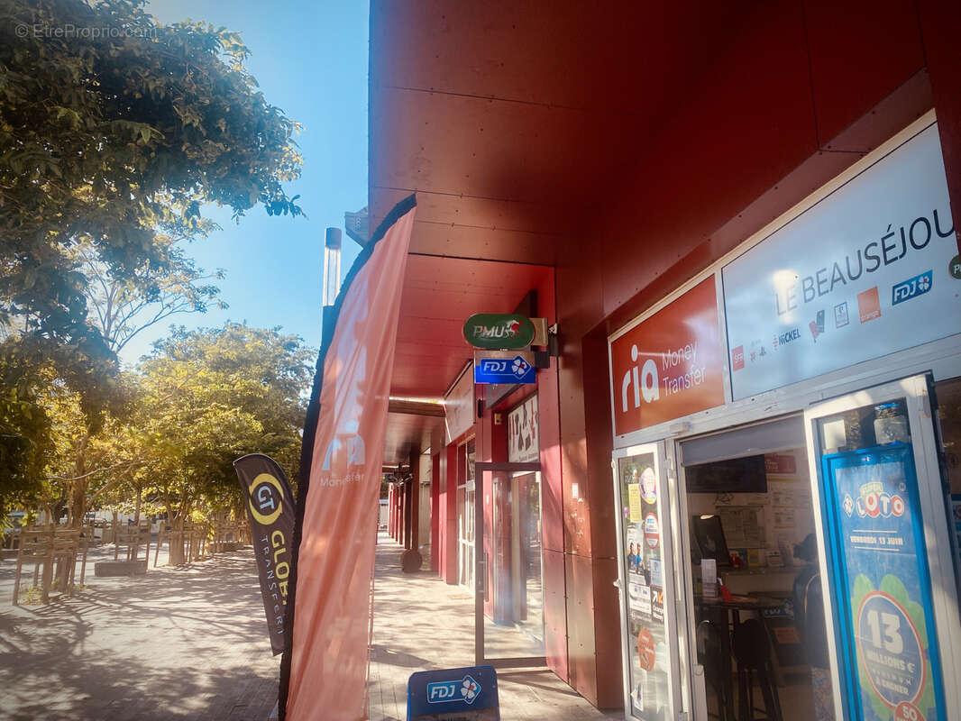 Terrain à SAINTE-MARIE