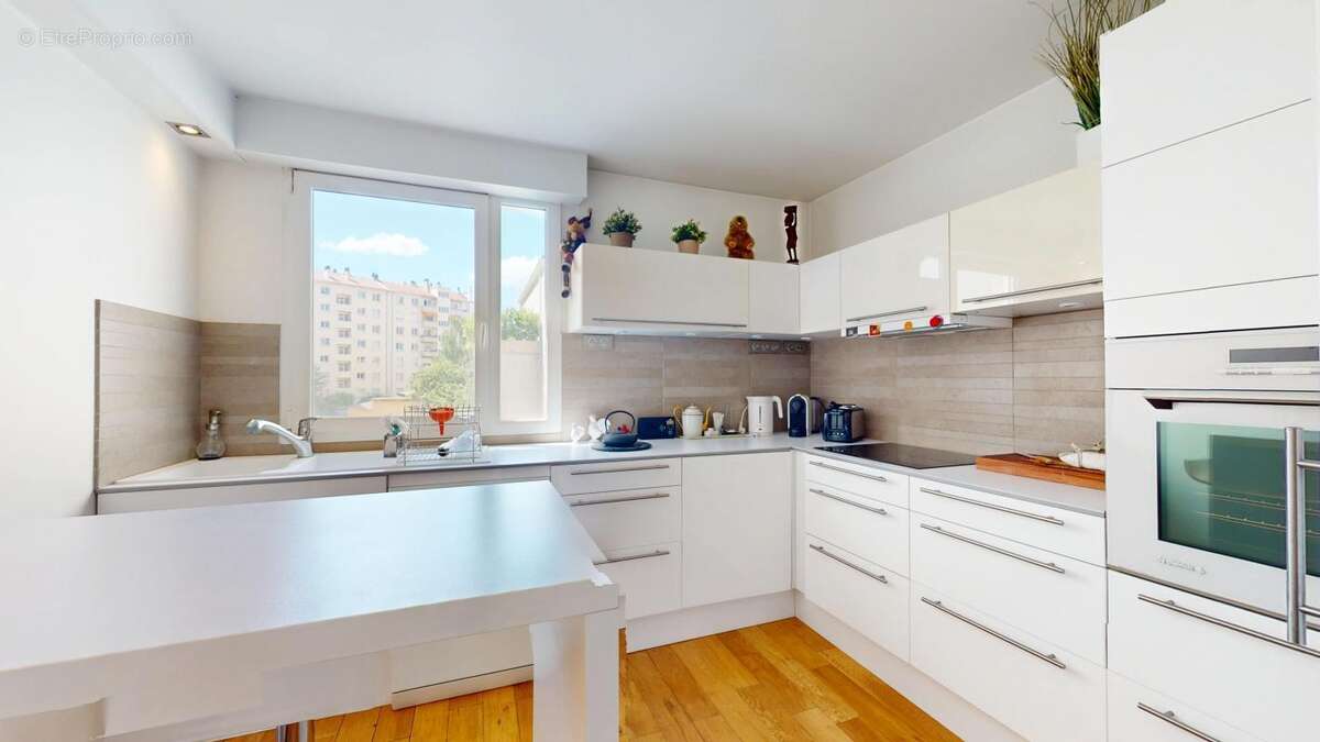 Appartement à LYON-4E