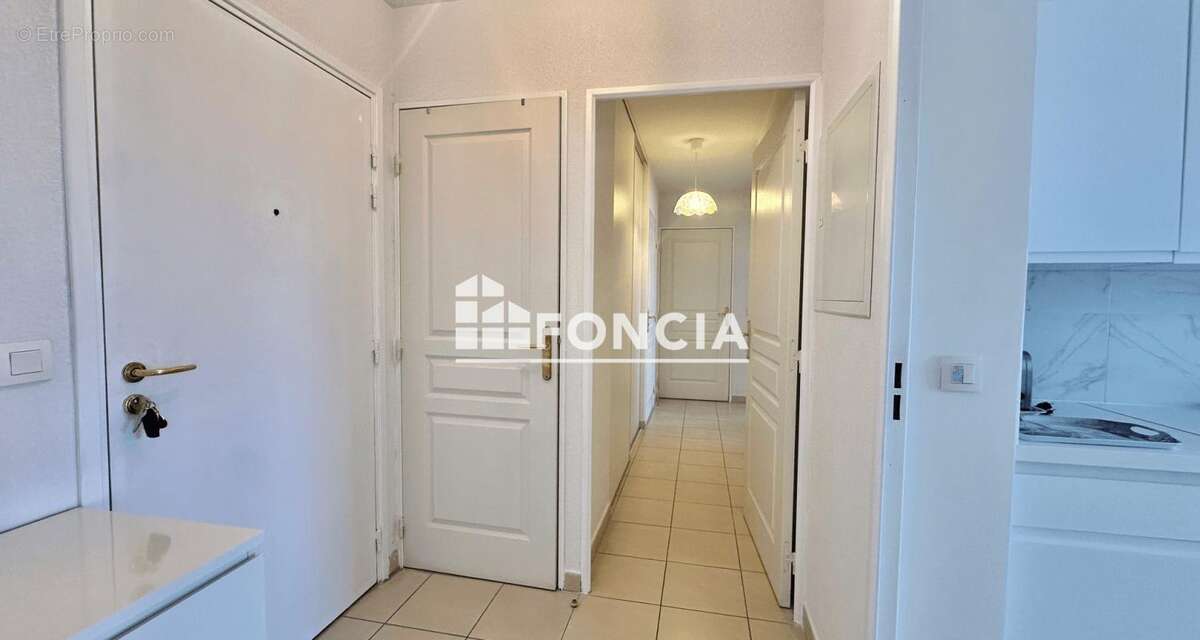 Appartement à MARSEILLE-8E
