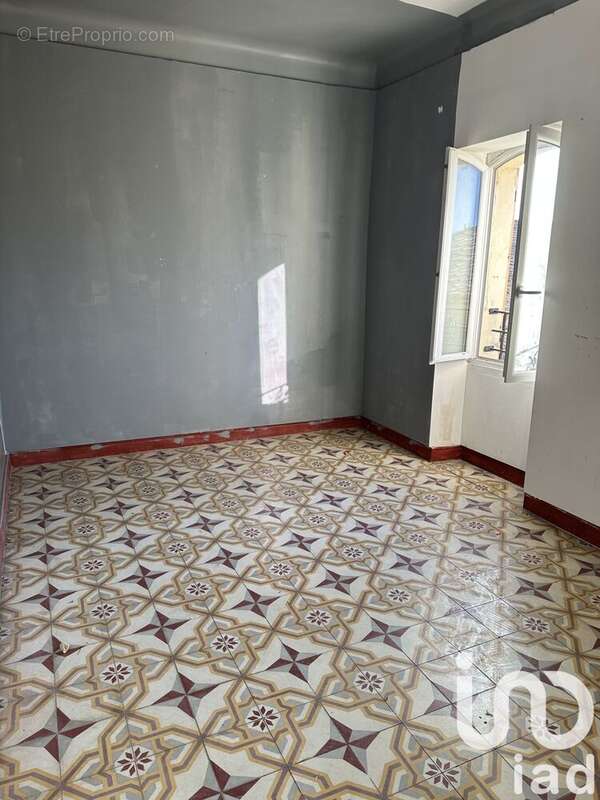 Photo 8 - Maison à JONQUIERES-SAINT-VINCENT