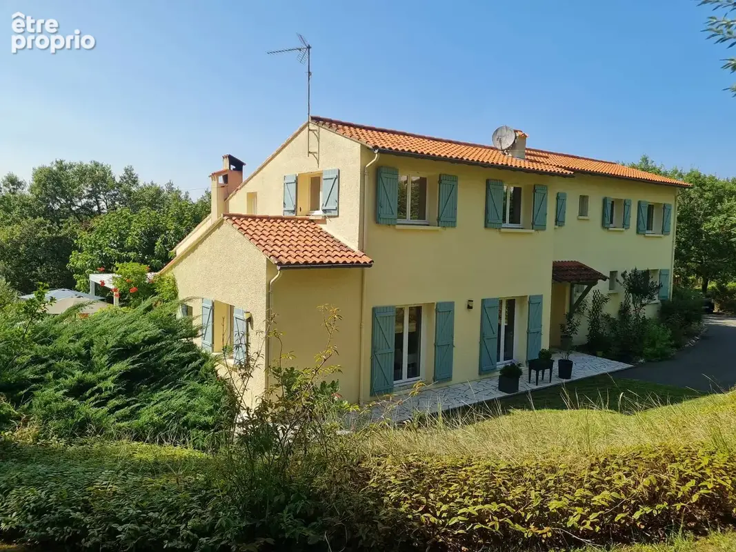 Maison familiale de 302m2 sur 3900m2 de terrain - photo 20