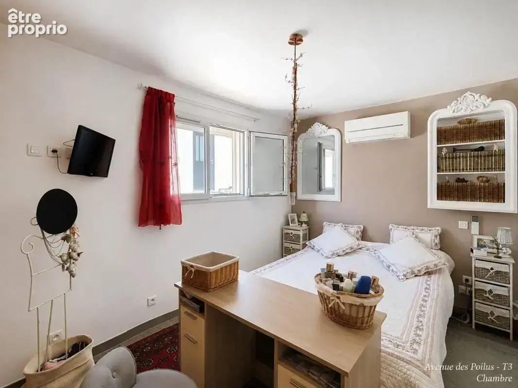 MARSEILLE 13e (Les Olives) – Propriété de 167 m² : Grande Maison Familiale ou Jusqu'à 4 Logements Indépendants Piscine Garages & - photo 7