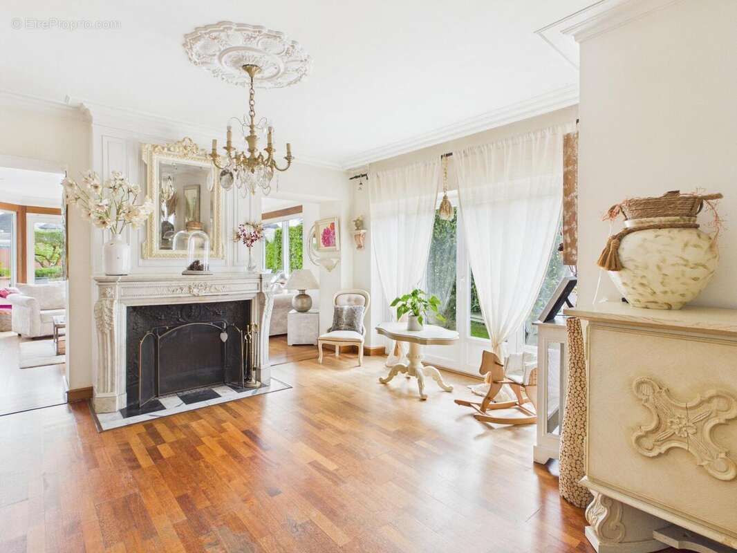 Photo 6 - Maison à LANDIVISIAU