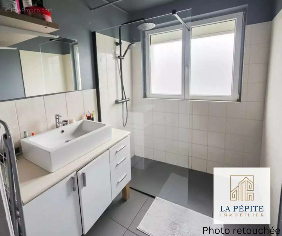 Maison à AULNOYE-AYMERIES