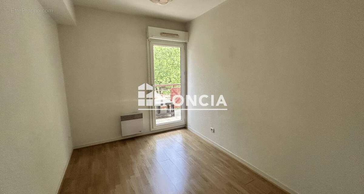 T3 / 2 chambres / Balcon / Garage - photo 8