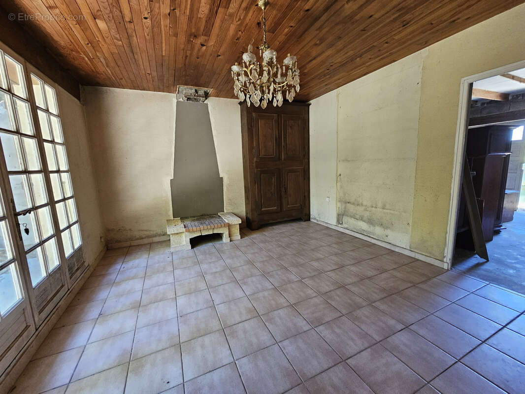 Maison à VERDUN-SUR-LE-DOUBS