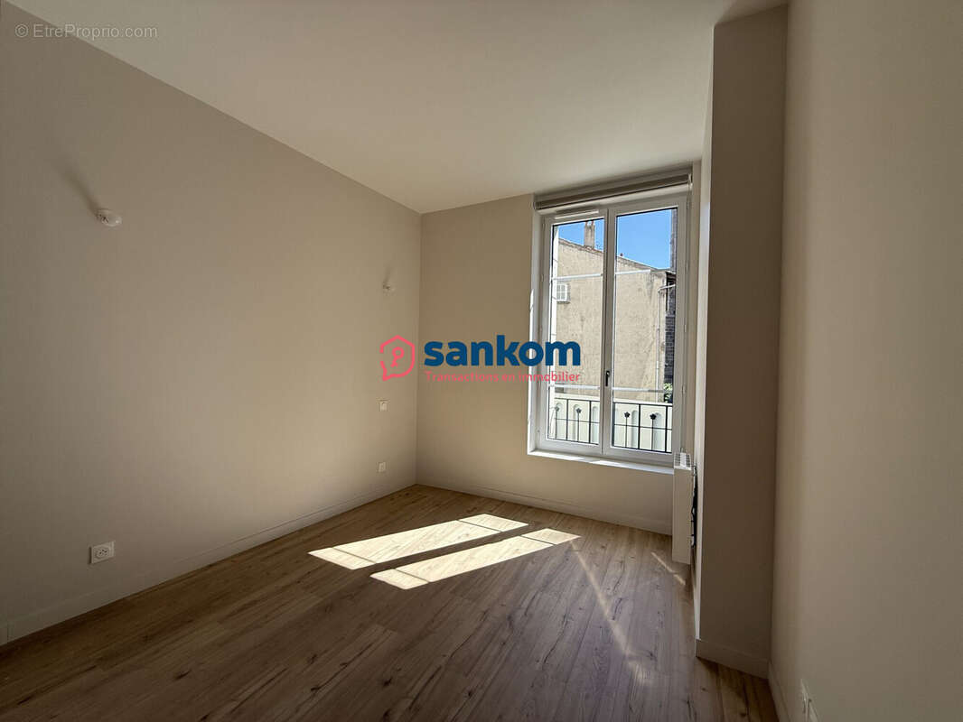 Appartement 55 m² à Le Puy-En-Velay  - photo 4