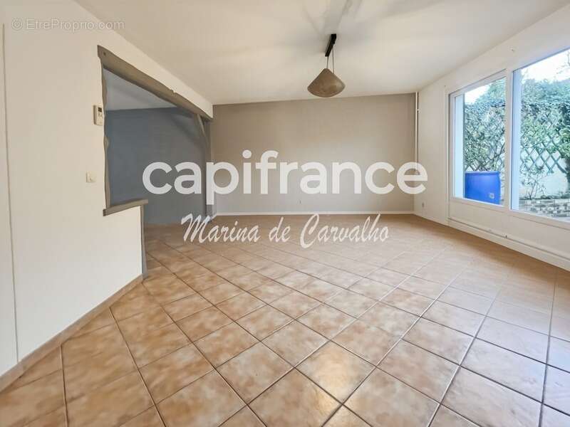 Maison à MAGNANVILLE