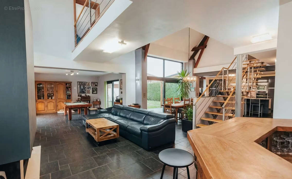 Maison à NANTERRE