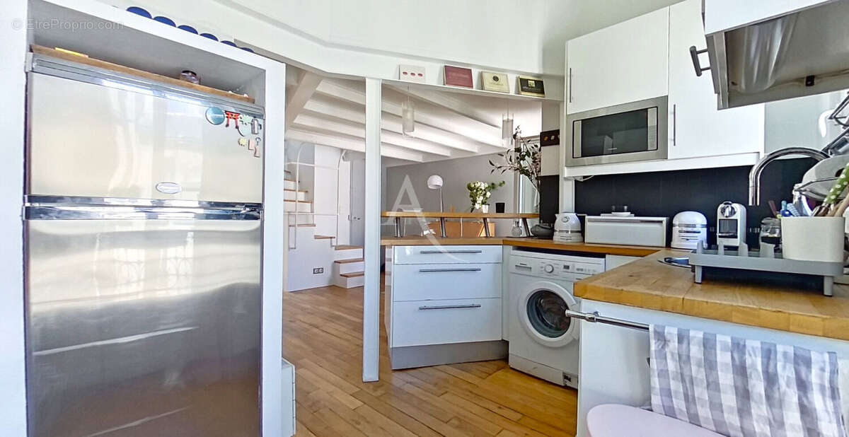 Appartement à PARIS-15E
