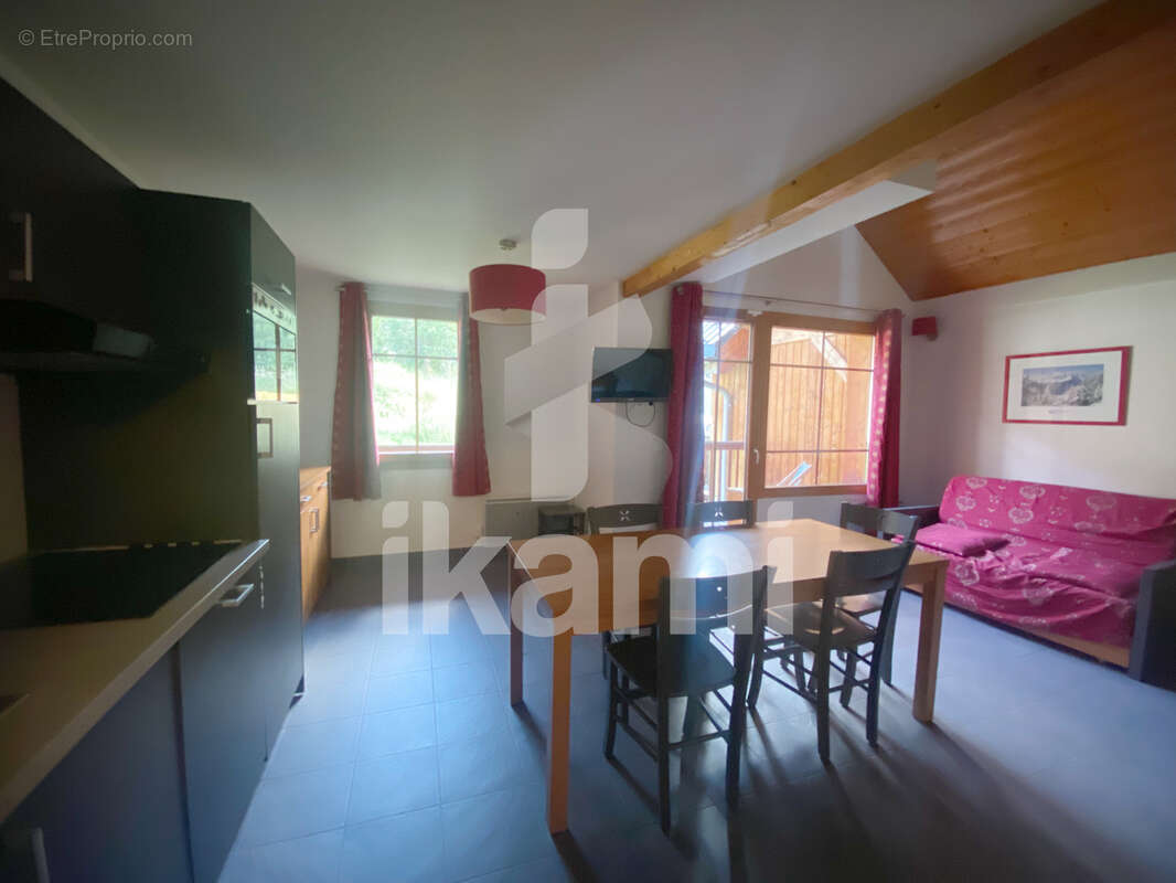 Appartement à SAINT-COLOMBAN-DES-VILLARDS