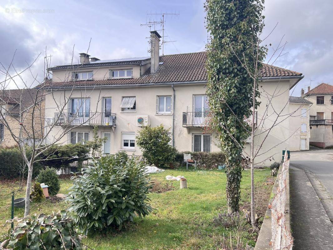 Appartement à LATRONQUIERE