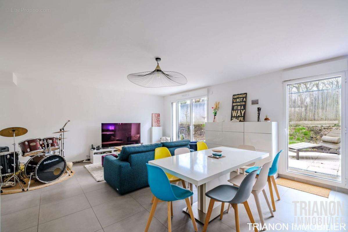 Maison à LOUVECIENNES