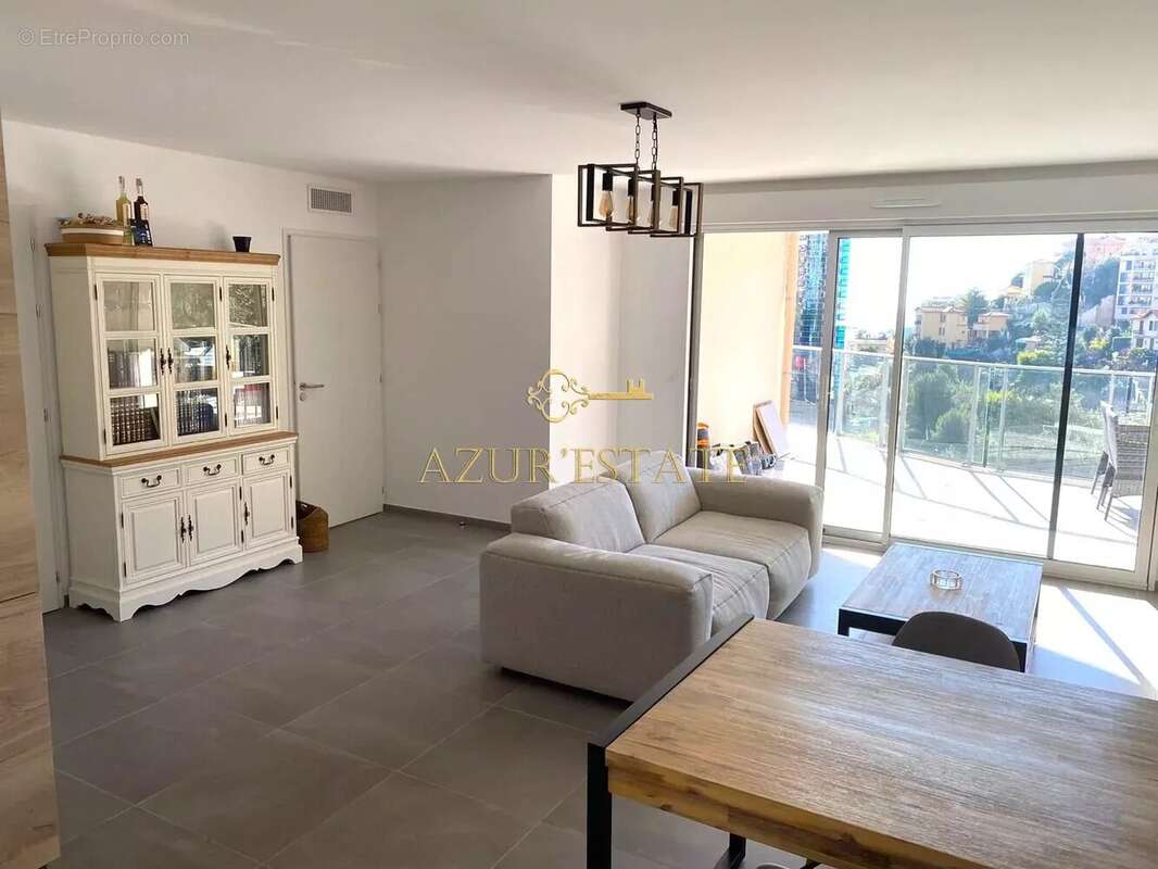 Appartement à BEAUSOLEIL