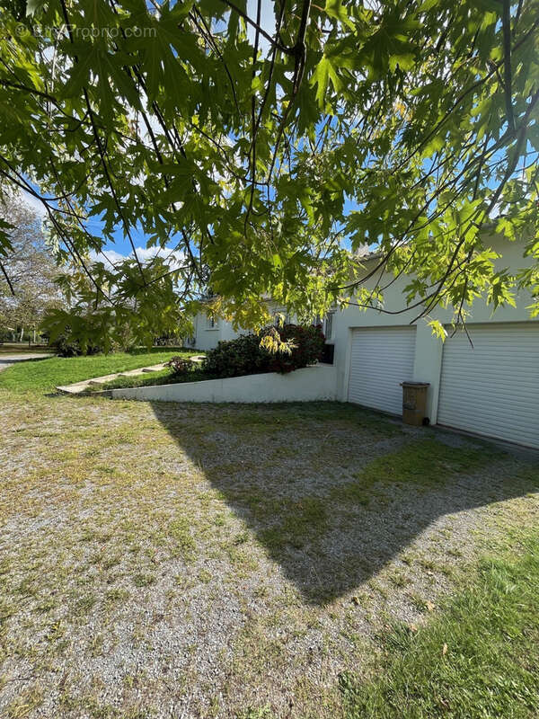 Maison à LIGNAN-DE-BORDEAUX