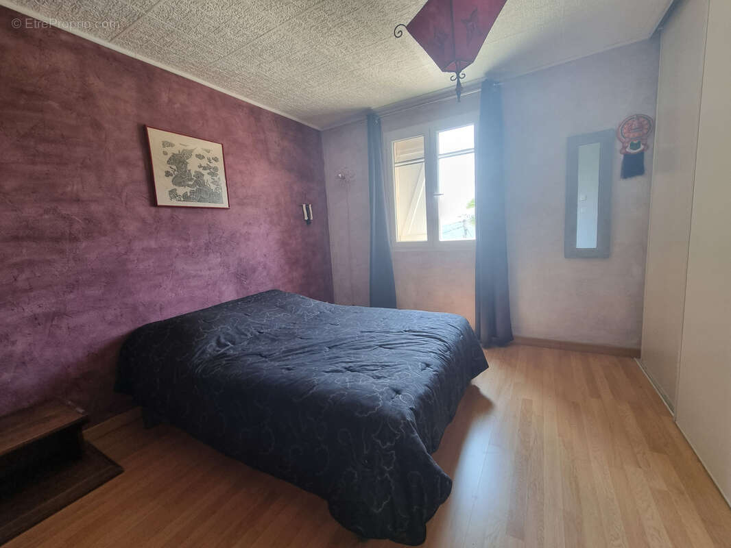 A Artignosc Villa T4 avec piscine et vue dégagée - photo 6