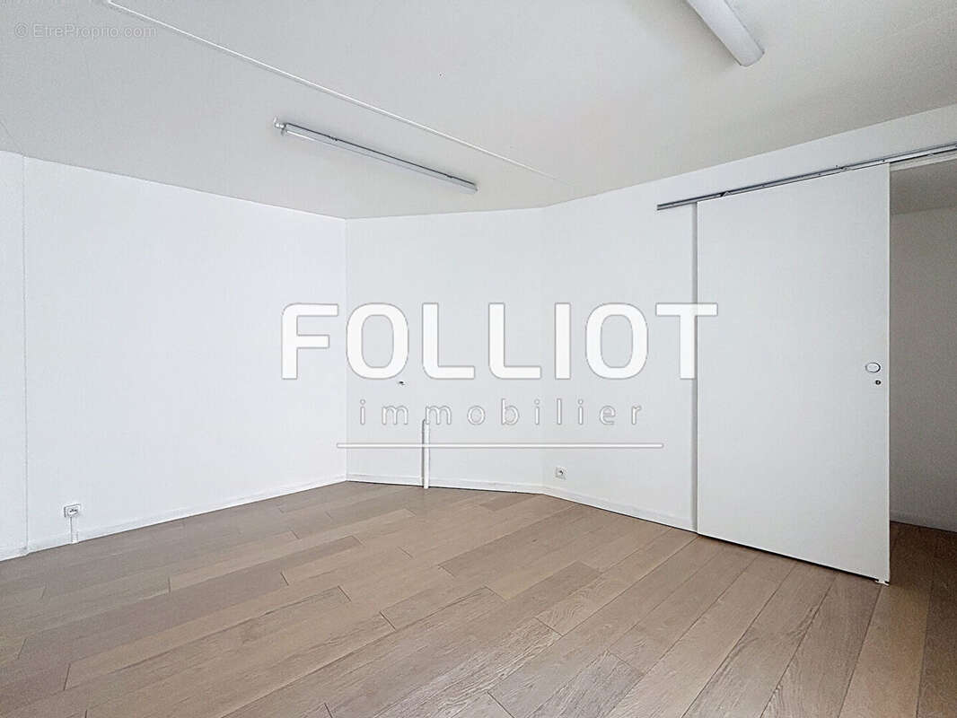 A vendre  Immeuble Caumont L Evente - photo 7