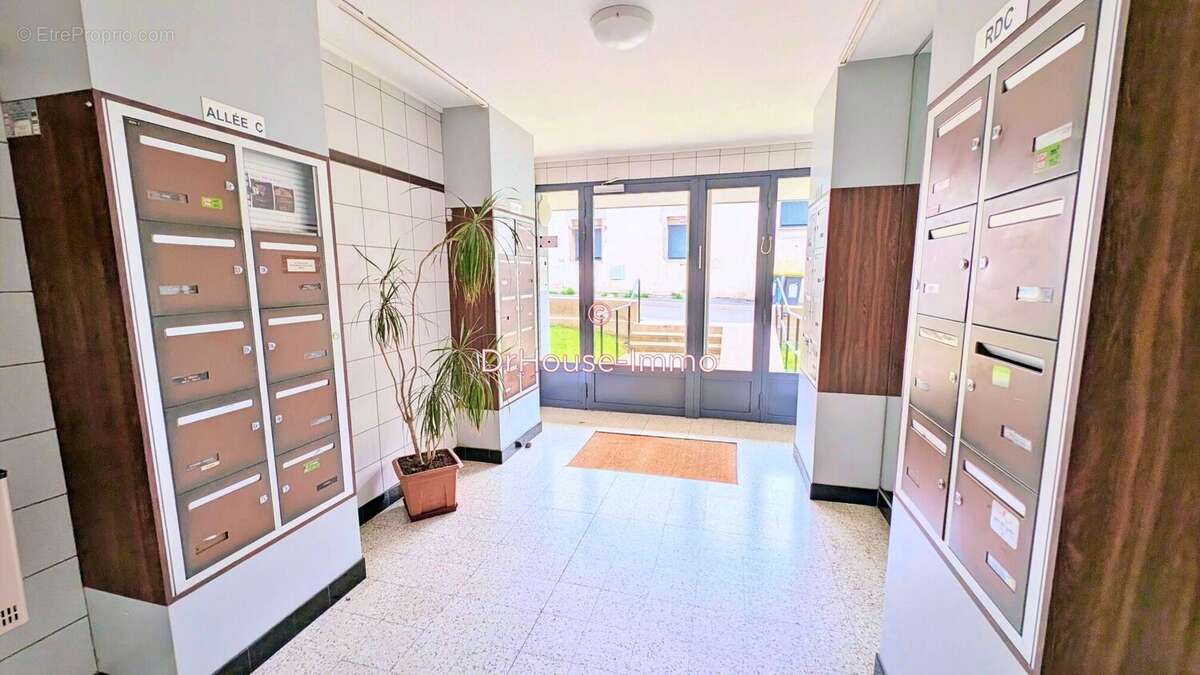 Appartement à SAINT-ETIENNE