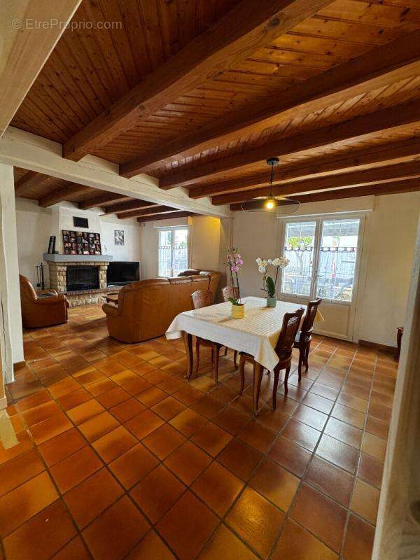 Maison à BEAUVOIR-SUR-MER