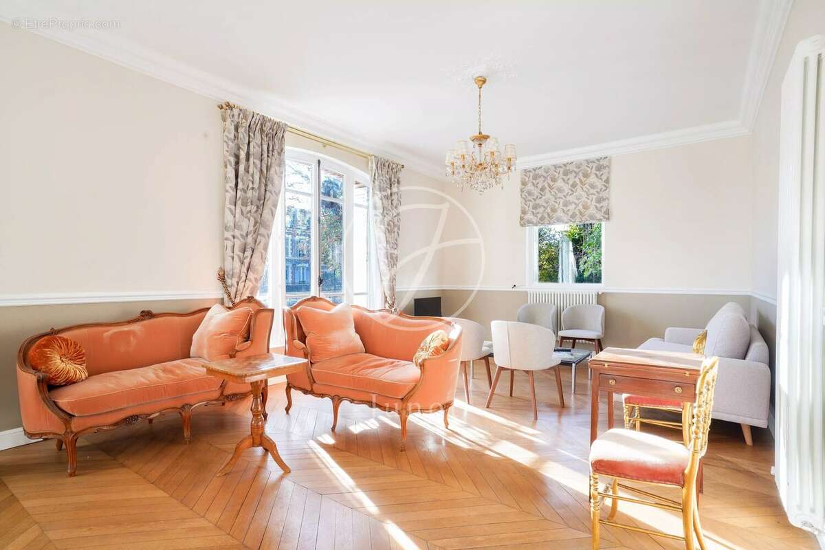 Maison à MAISONS-LAFFITTE