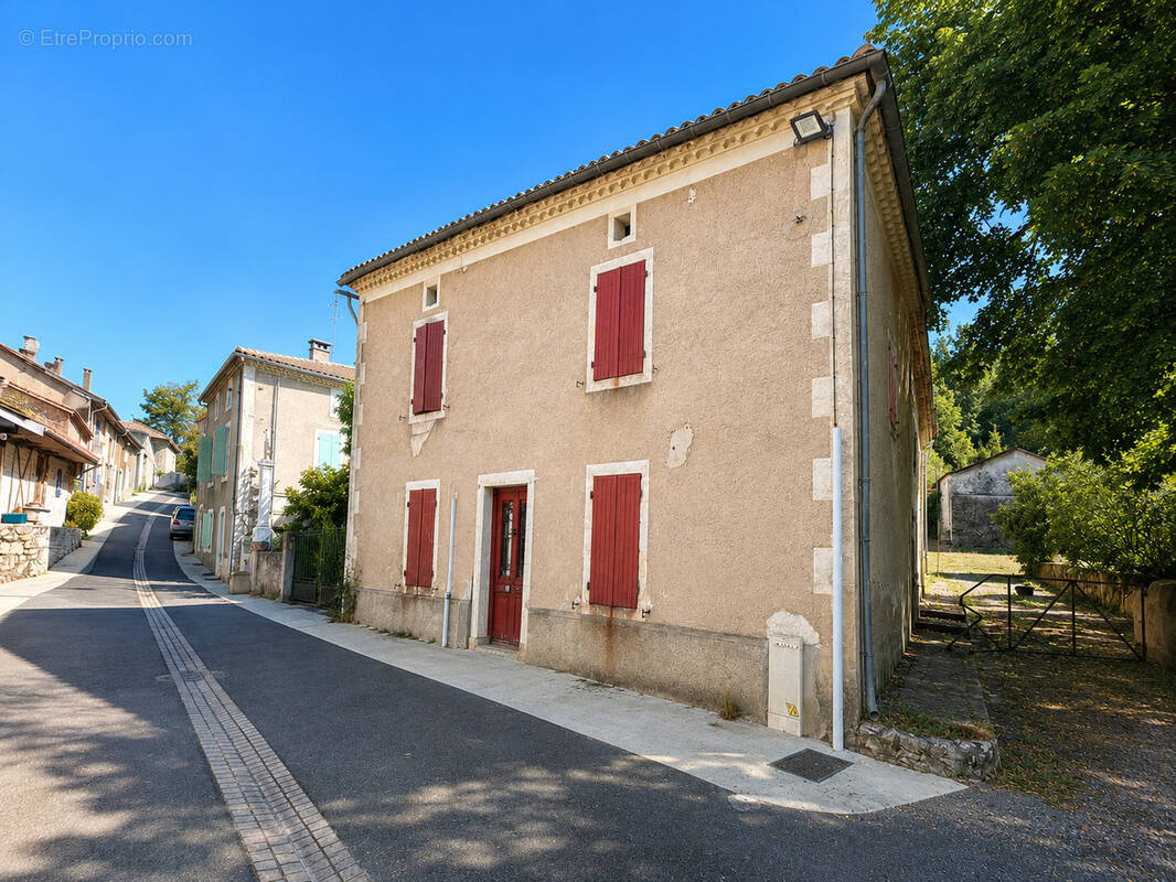 Maison à TOUFFAILLES