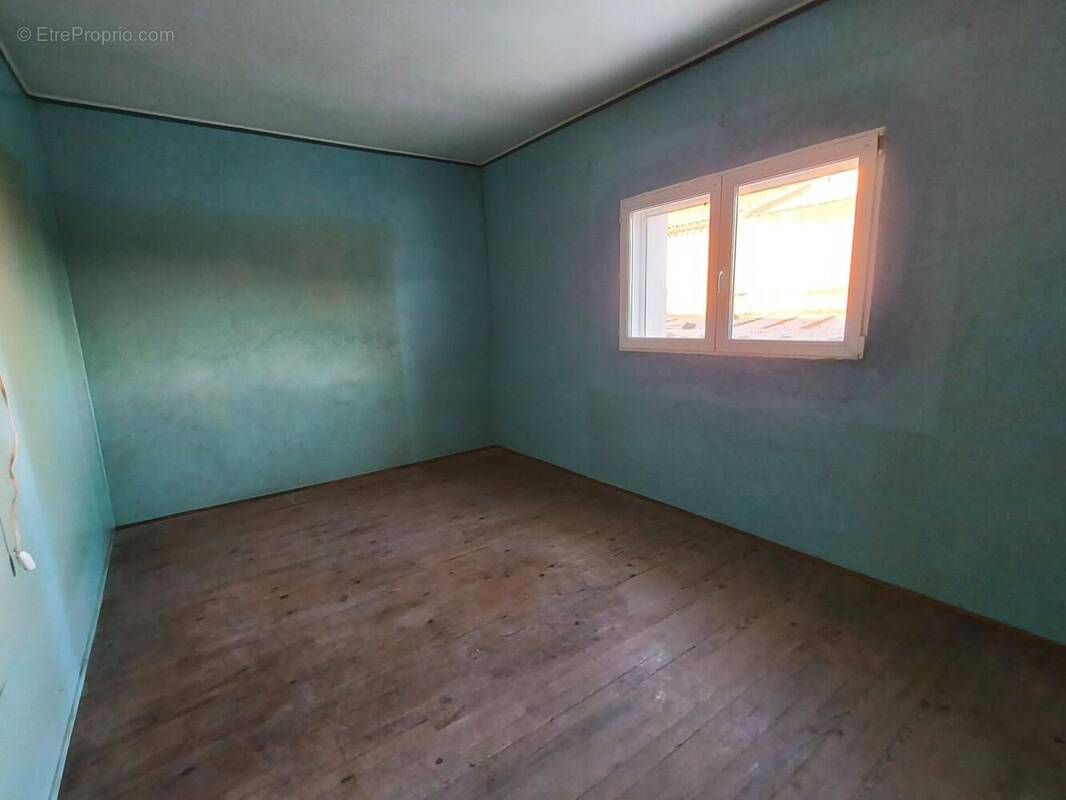 Photo 1 - Maison à TAULIGNAN