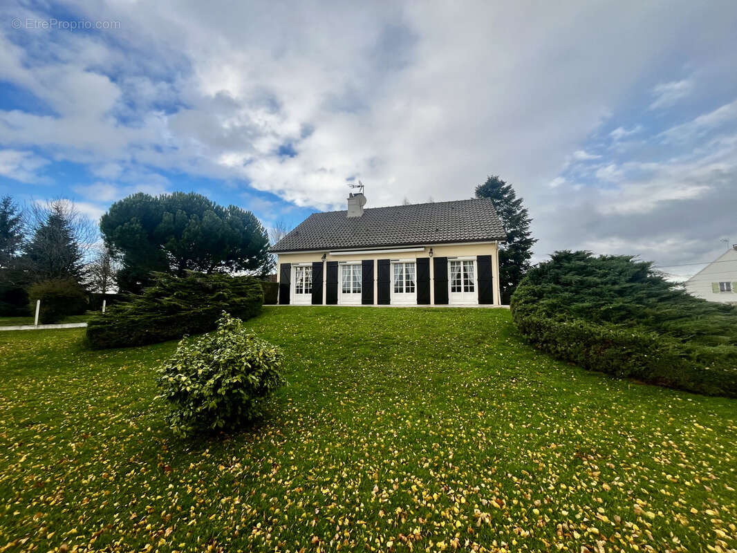 Maison à COULOMMIERS