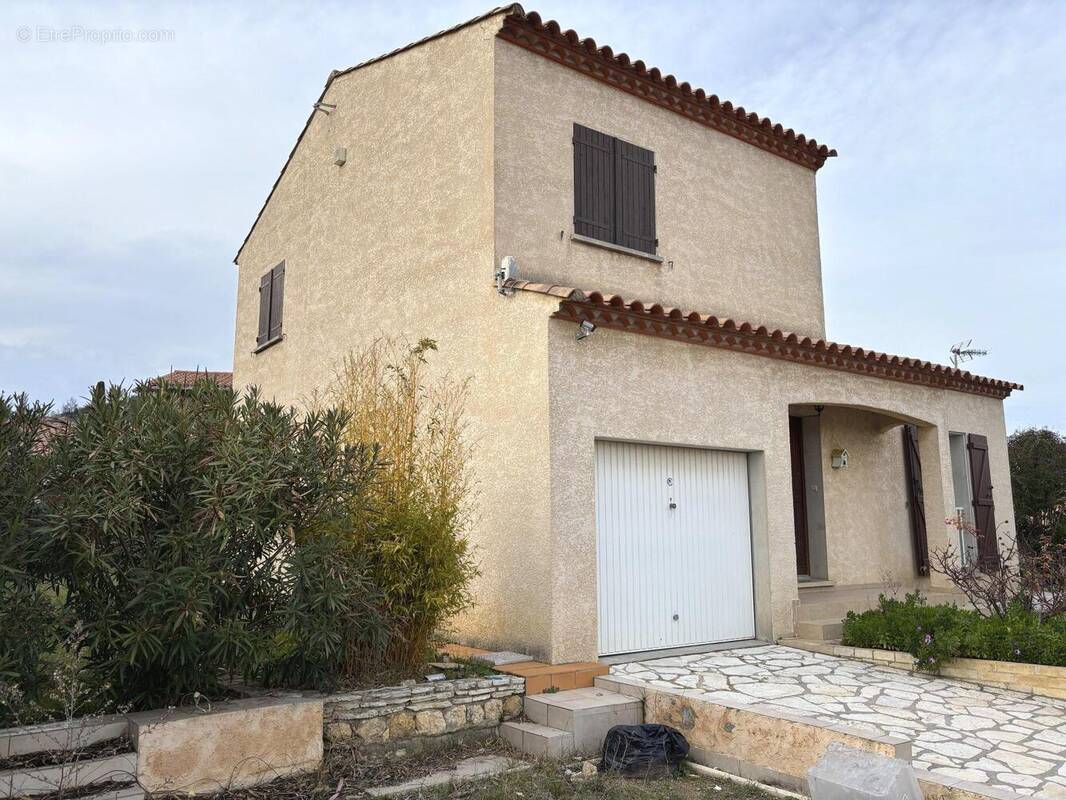 Maison à BAGES