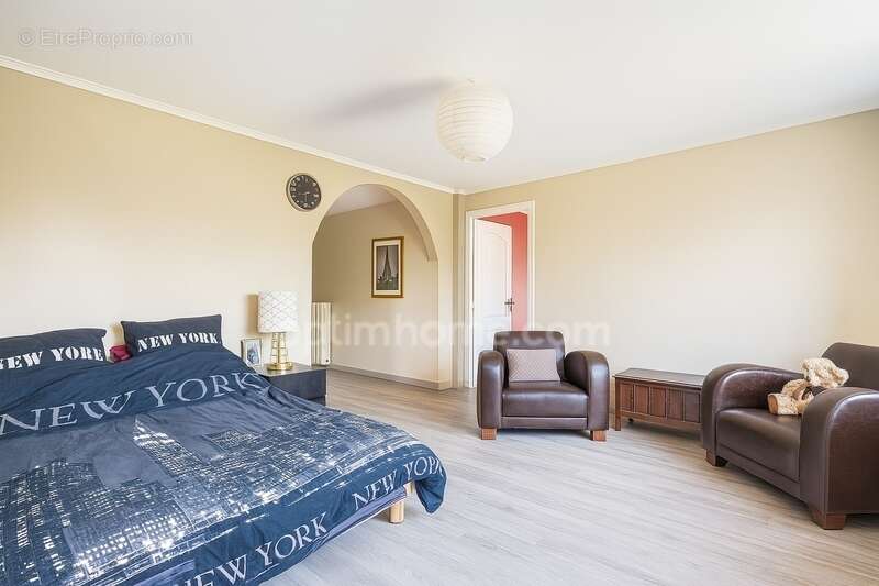 Maison à ROSNY-SOUS-BOIS