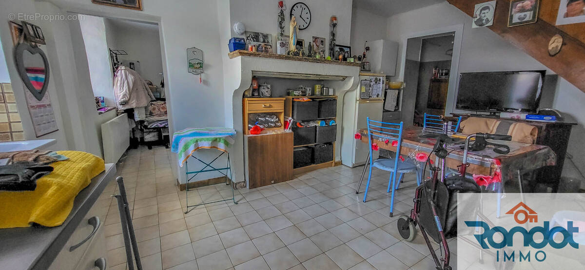 Maison à SELONGEY