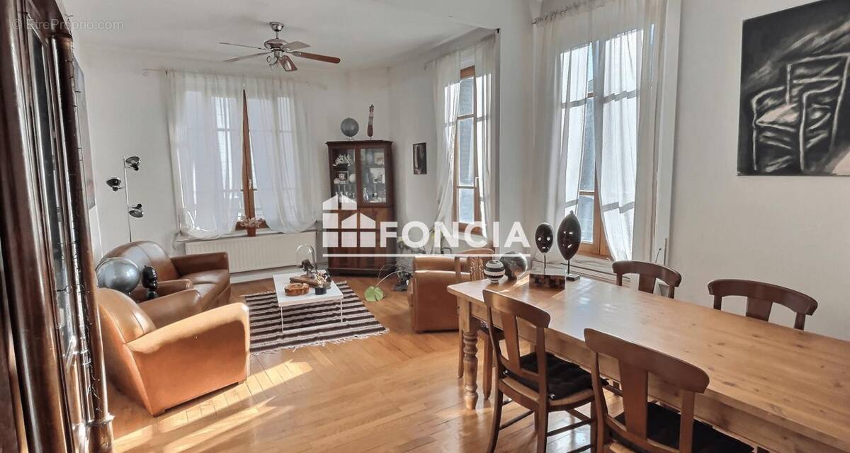 Appartement à LYON-3E