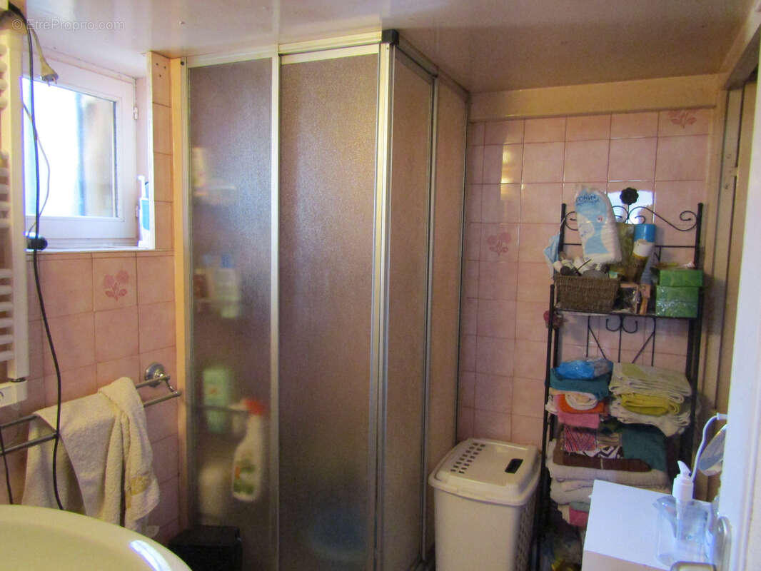 Maison à LA CHAPELLE-HUGON