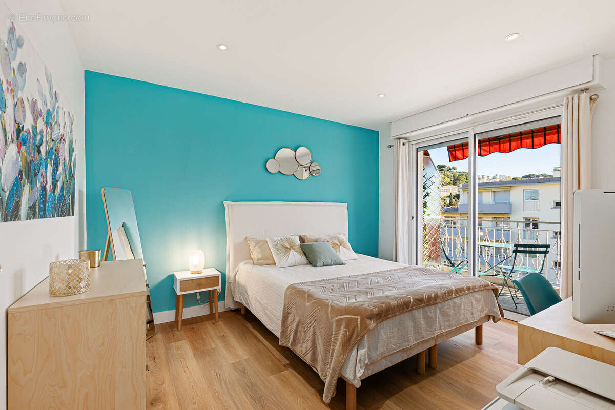 Appartement à LE CANNET
