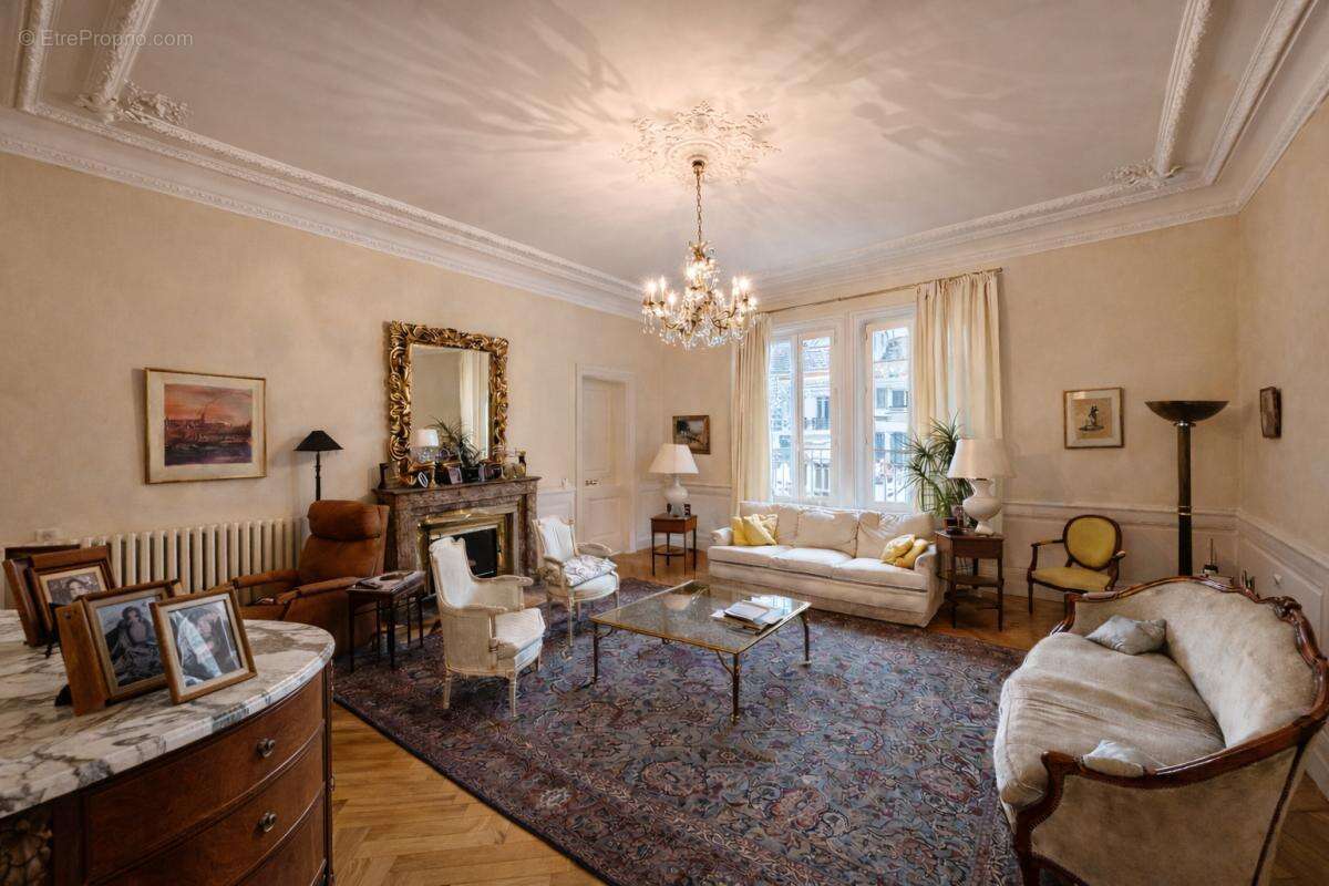 Appartement à ROANNE