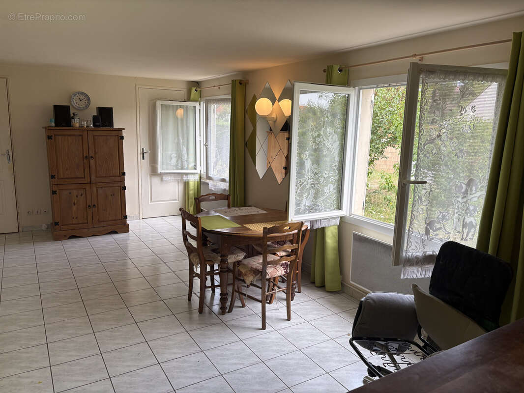 Maison à CHATELLERAULT