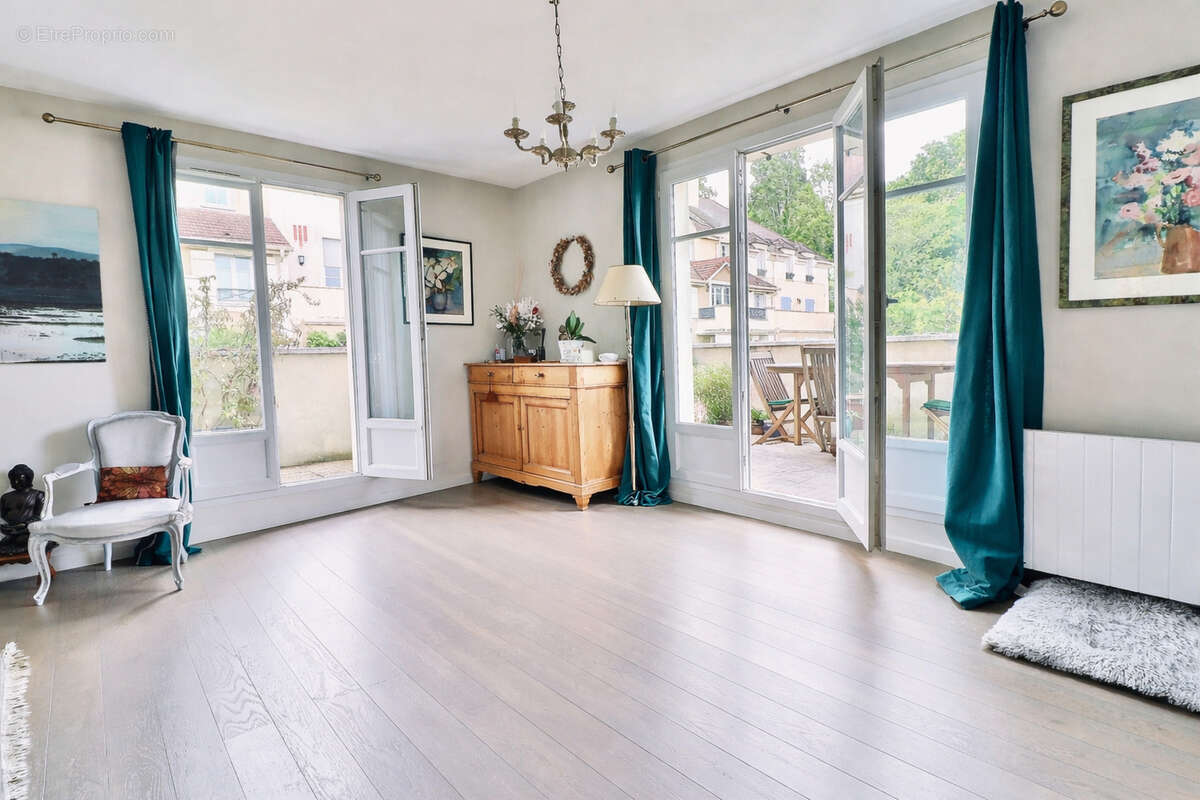 Appartement à CHAMBOURCY
