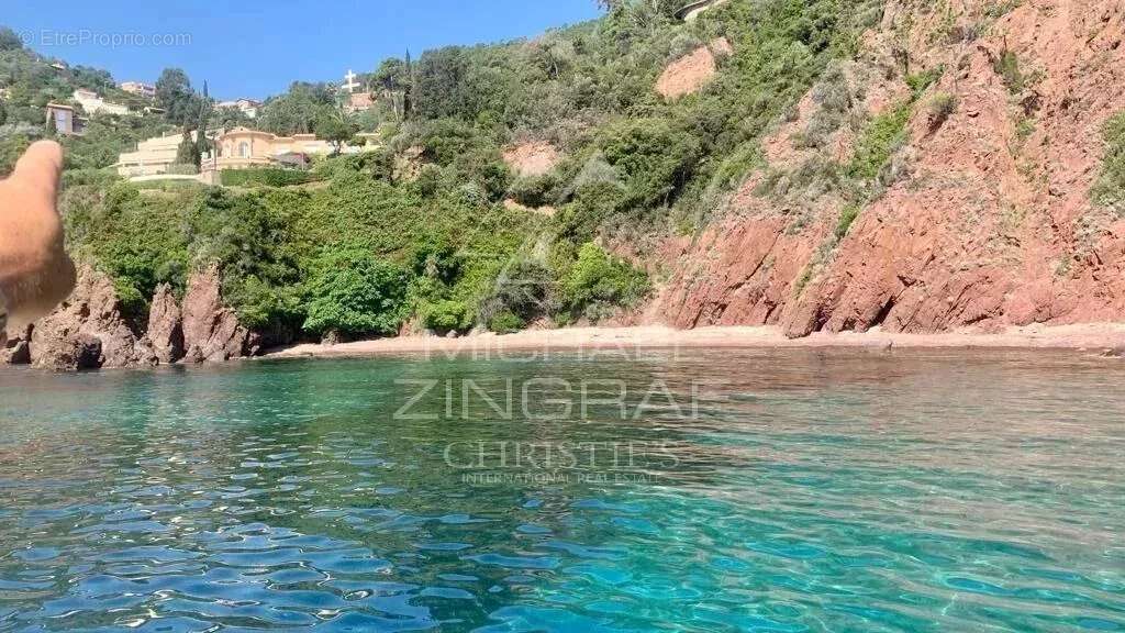 Proche Cannes - Théoule-Sur-Mer - Villa Domaine Pieds dans l'eau - photo 10