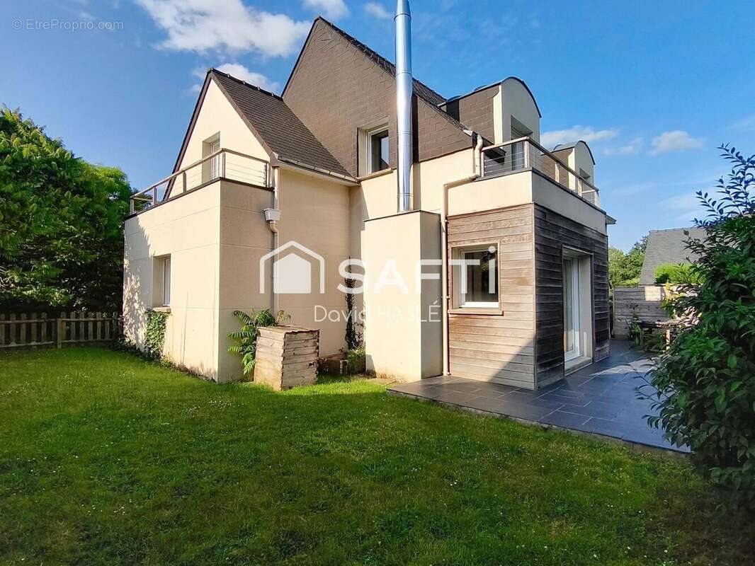 Photo 2 - Maison à SAINT-THURIAL