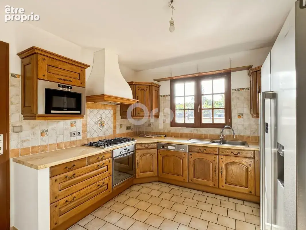 Maison familiale avec vue dégagée – Quartier recherché - photo 8