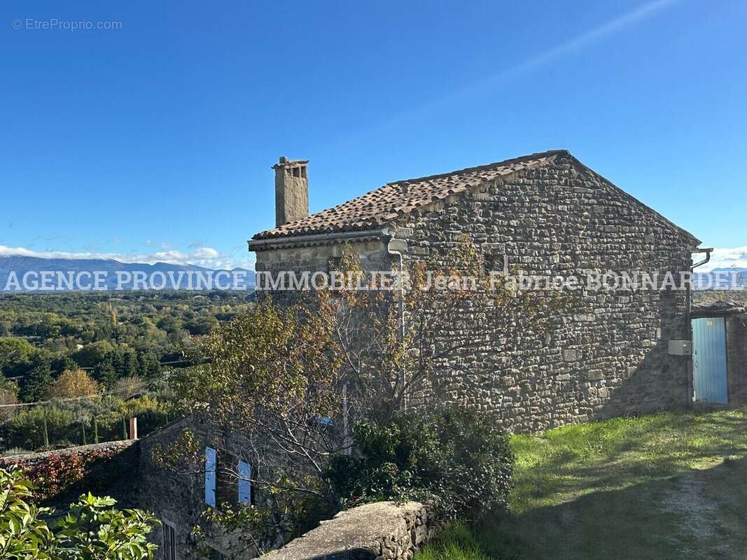 Maison à CHANTEMERLE-LES-GRIGNAN