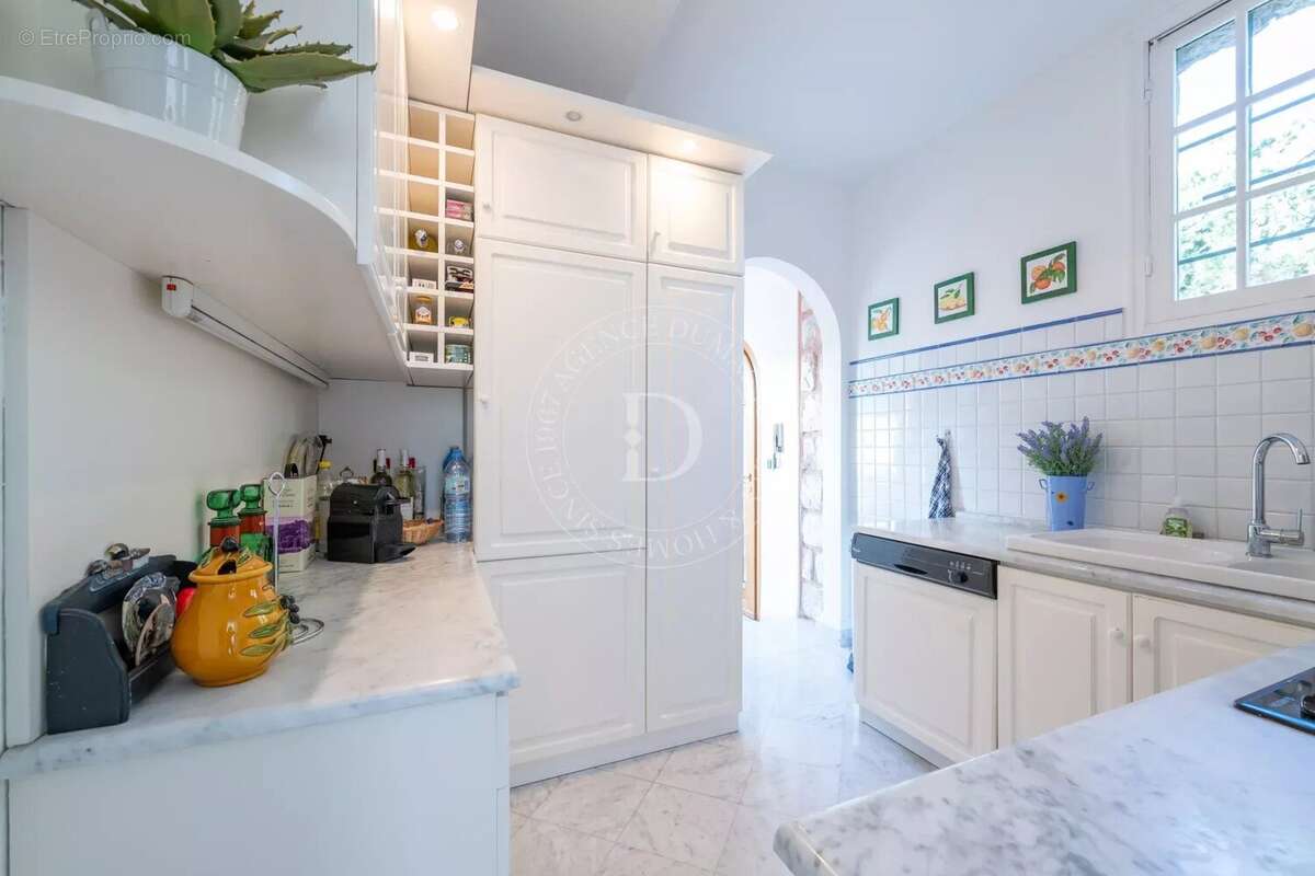 Appartement à VILLEFRANCHE-SUR-MER